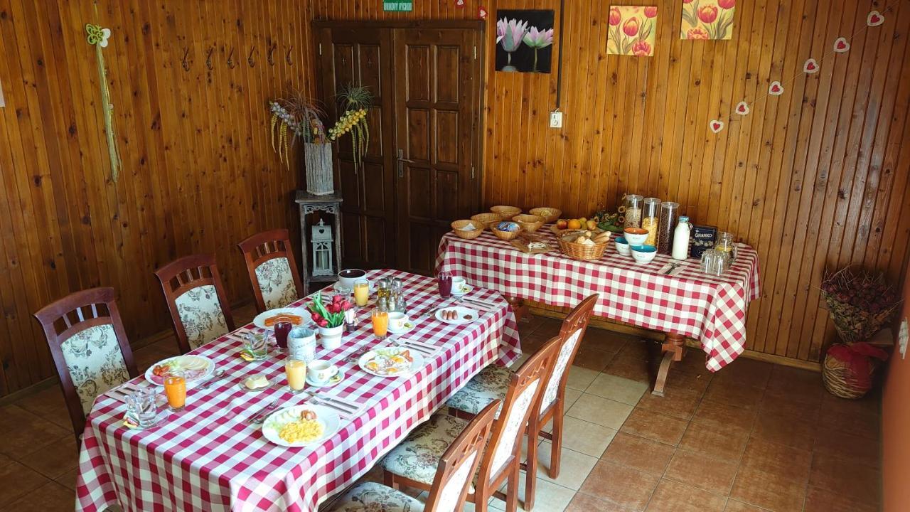 Penzion & Bar Natali Spissky Stvrtok Exterior foto